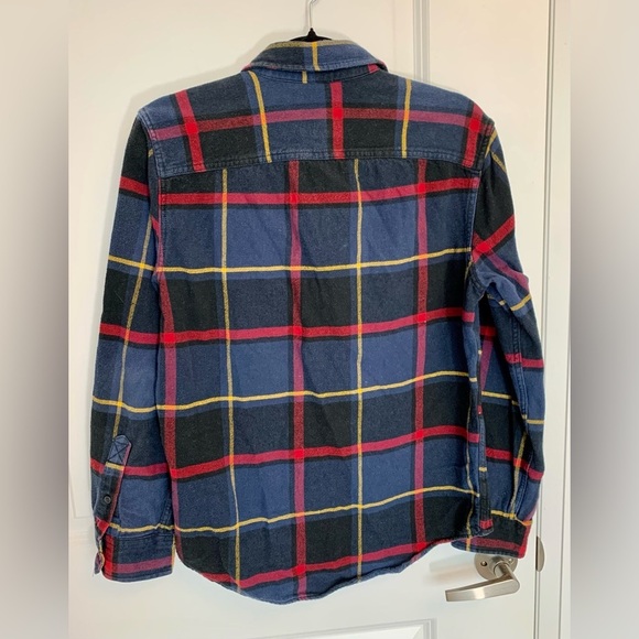 Heritage Classic Fit Flannel from American Eagle - Picture 2 of 4